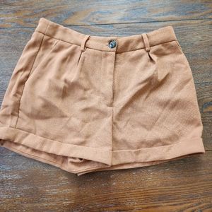 Forever 21 Dress shorts Ladies size S in Disty Peach